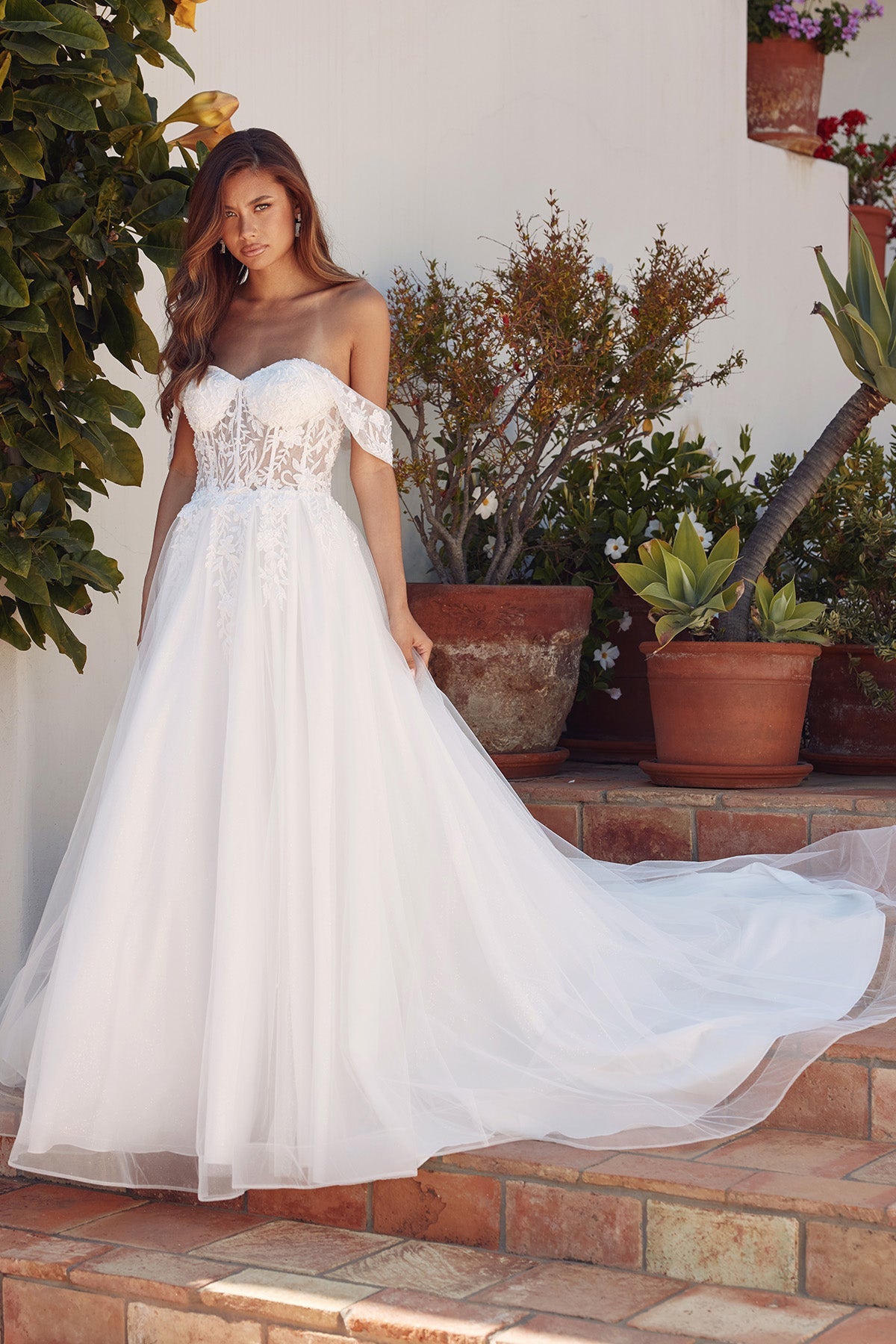 Wedding Dresses Long Floral Applique Wedding Dress Off White
