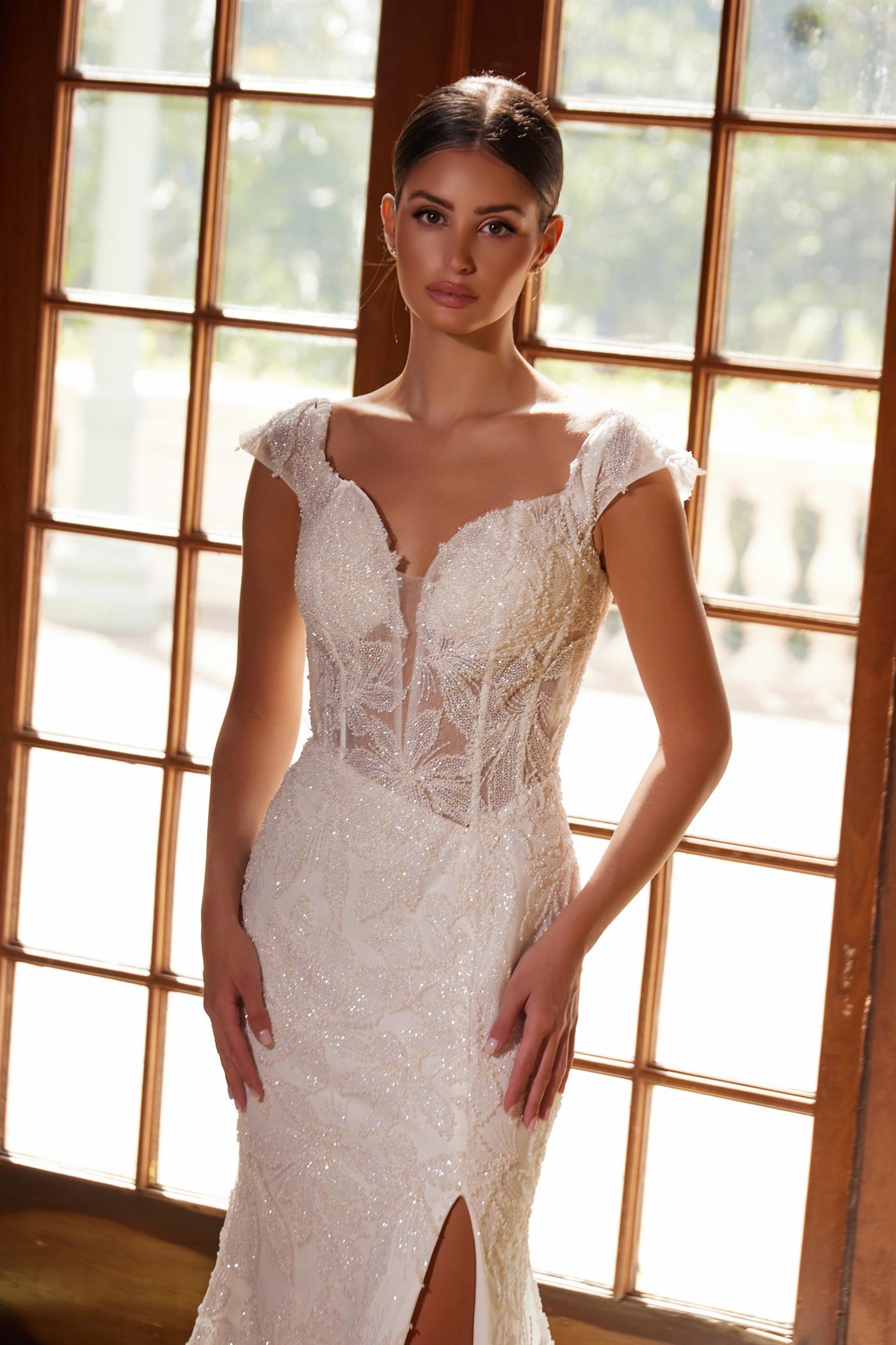 Wedding Dresses Beaded Long Slit Lace Wedding Dress White