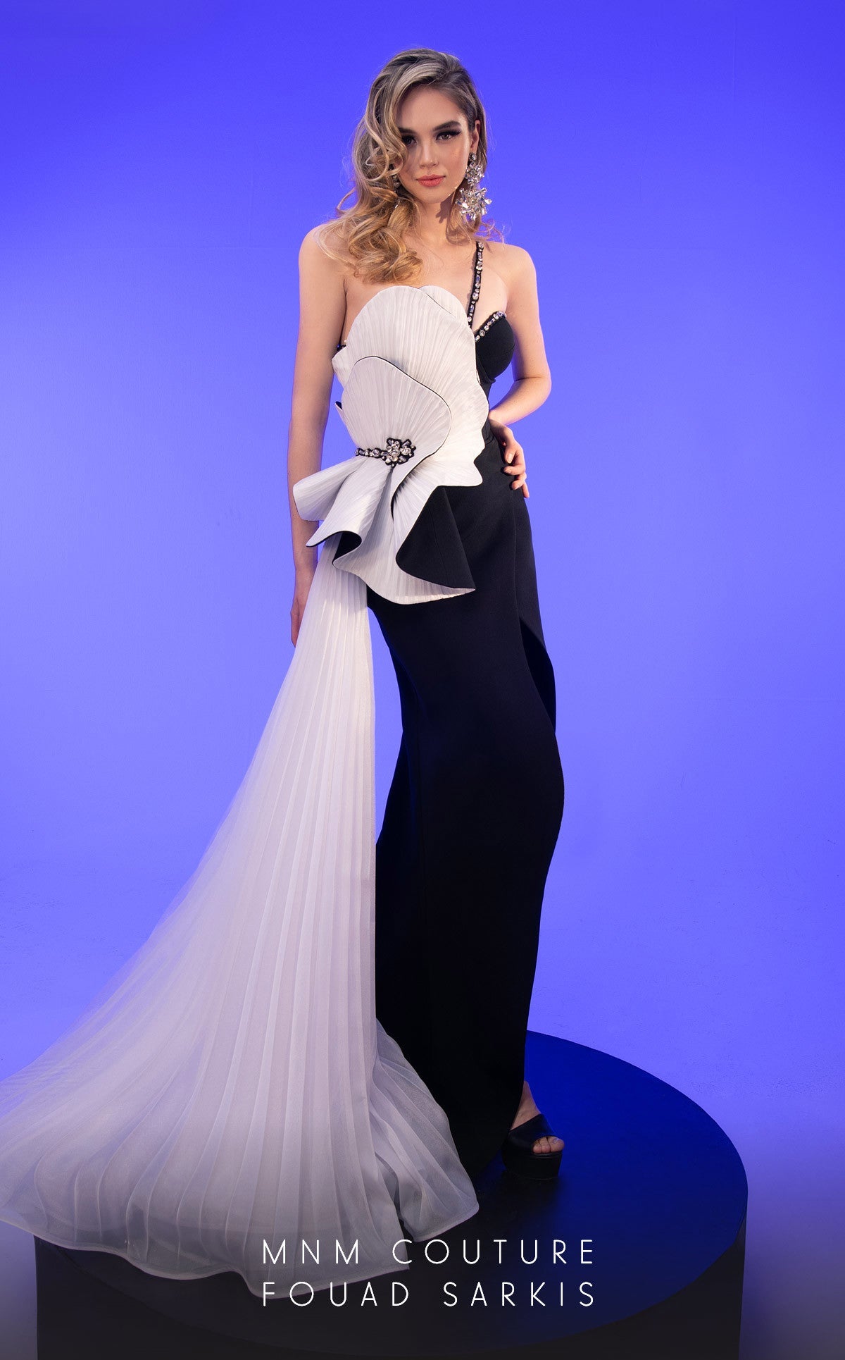 Formal Dresses Beaded Fitted Long Pleated Evening Formal Dress  Black White