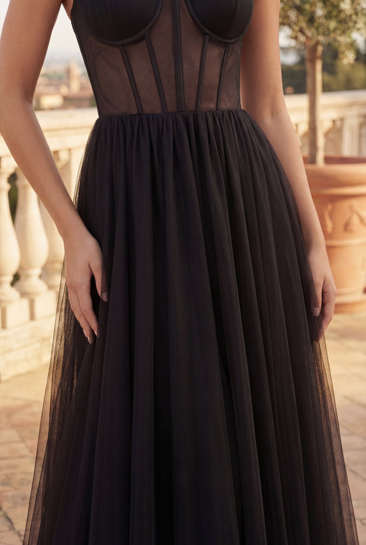 A-line Strapless Floor Length Strapless Tulle Prom Dress – Black