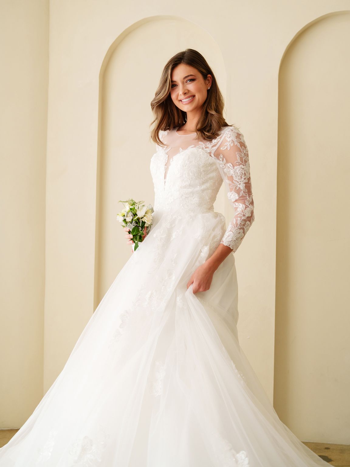 Wedding Dresses A Line Long Bridal Gown Lace Wedding Dress Off White