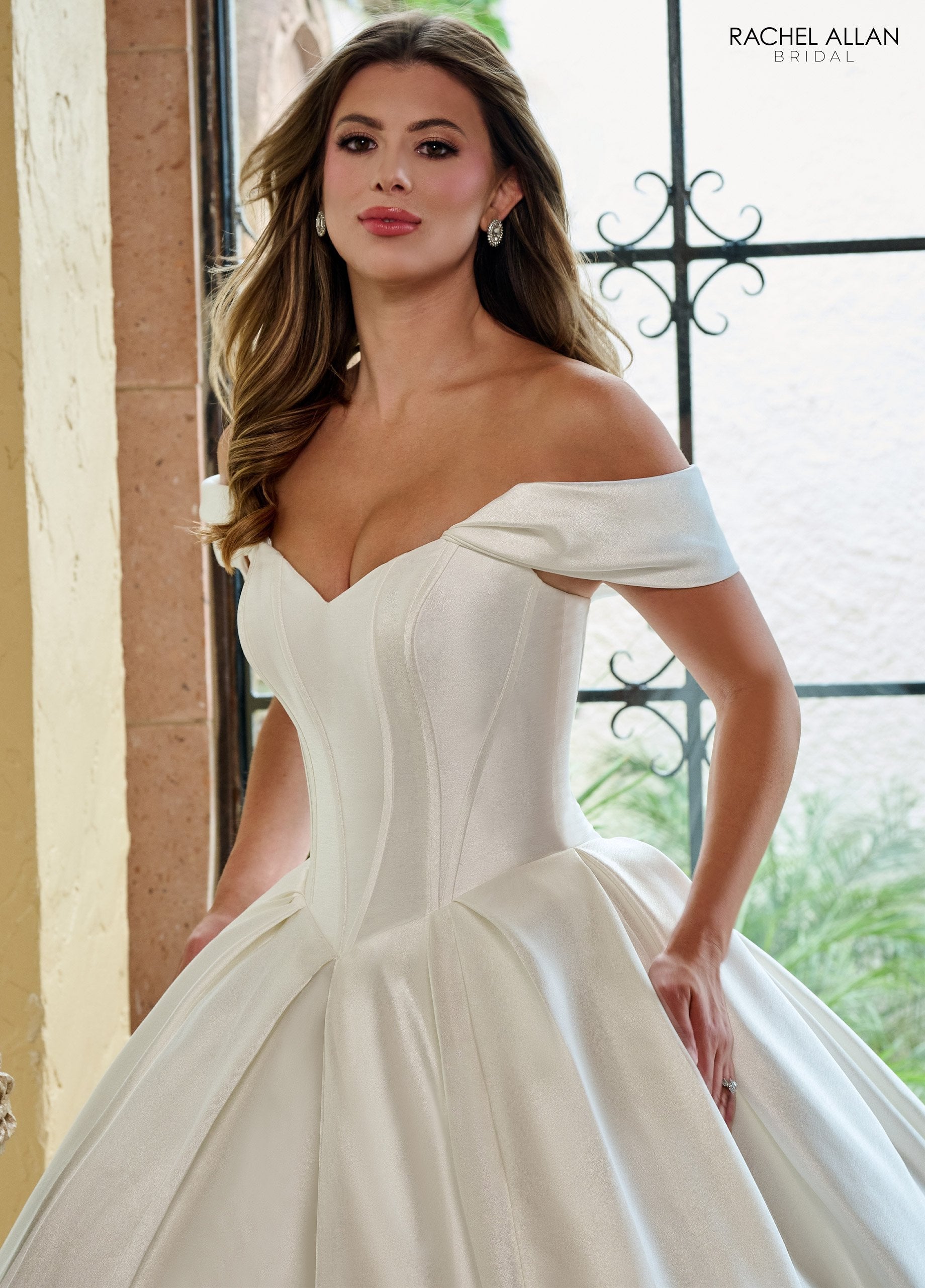 Wedding Dresses Ball Gown Pleated Long Wedding Dress  White