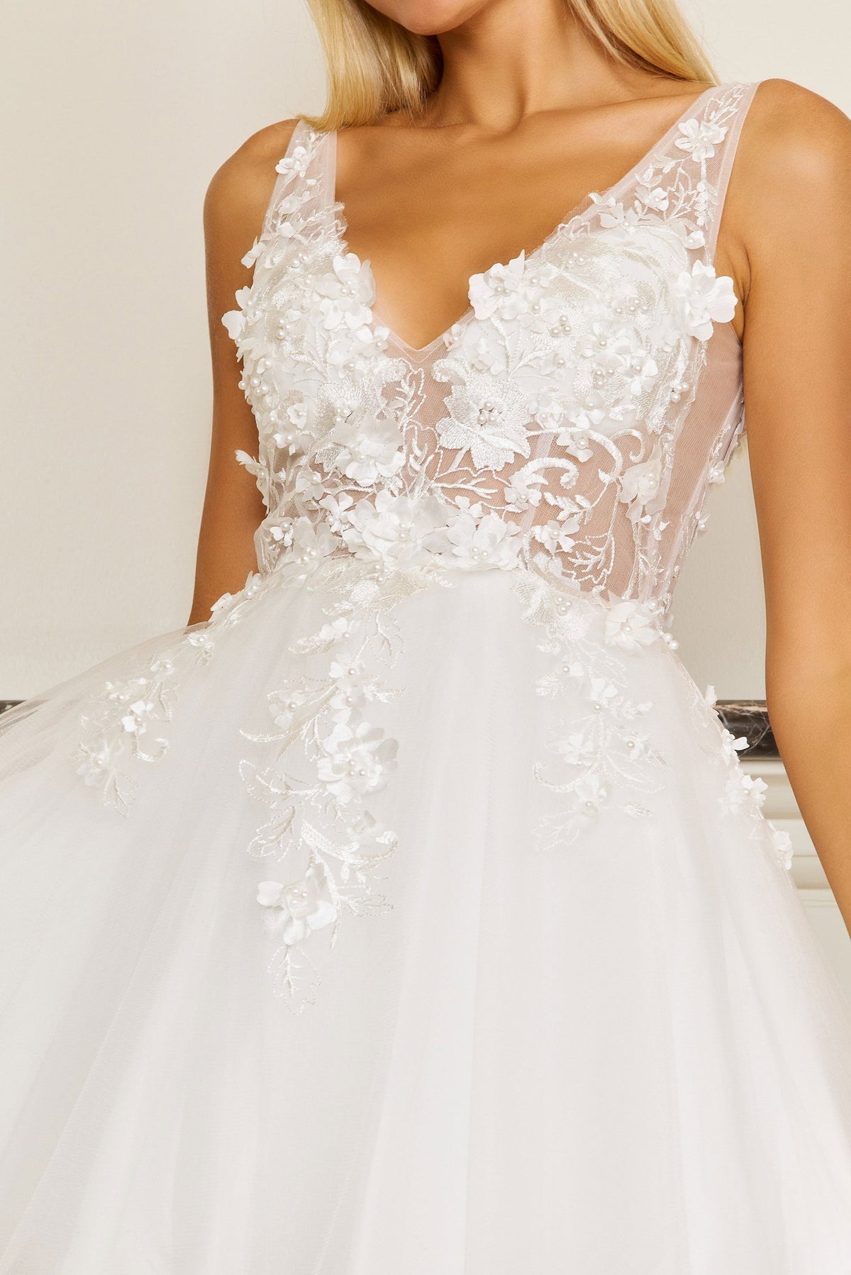 Short Formal Graduation Prom Dress – Ivory