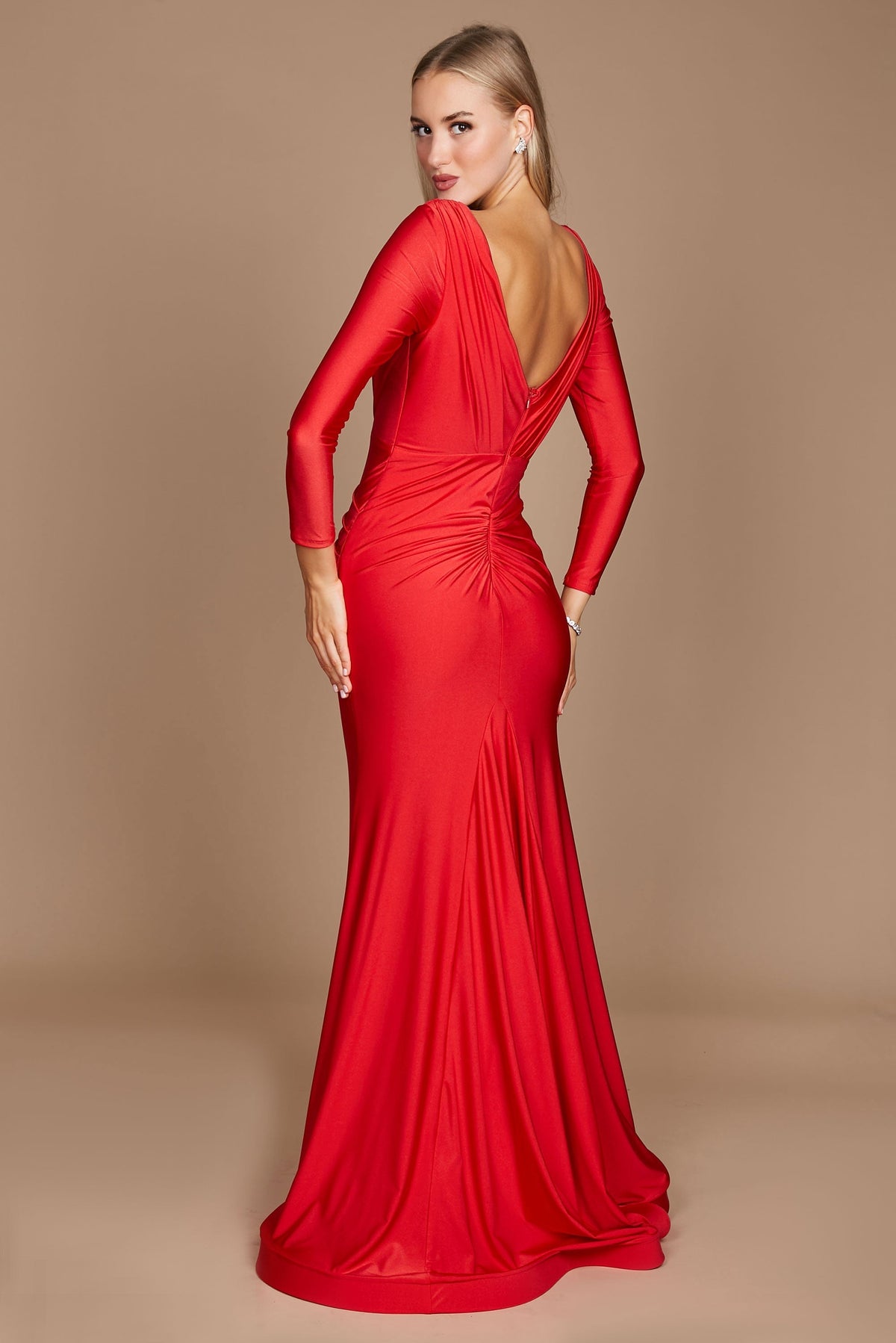 Fitted V-Neck Long Sleeve Floor-Length Sequin Prom Dress with High Slit – Emerald Green