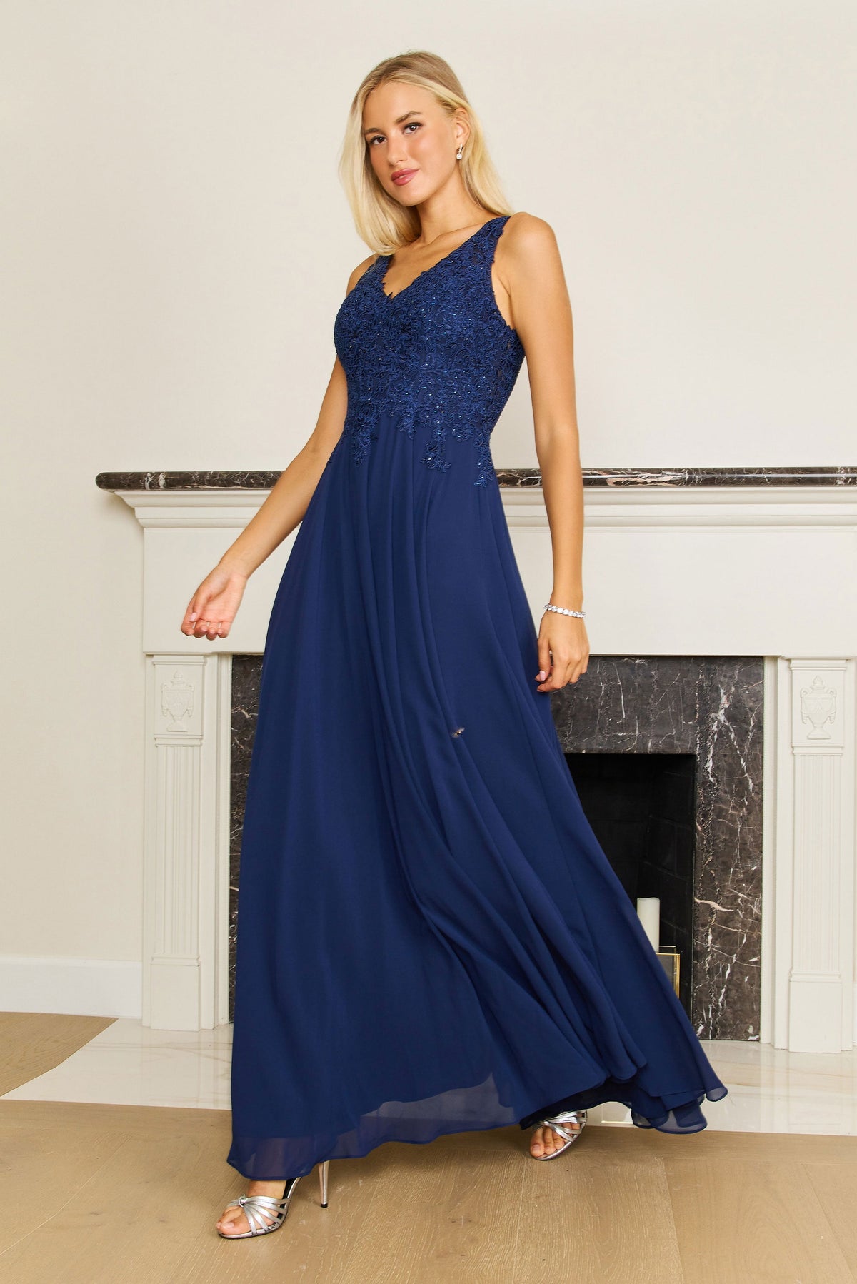 Sleeveless Long Formal Dress Plus Size Evening Gown – Black