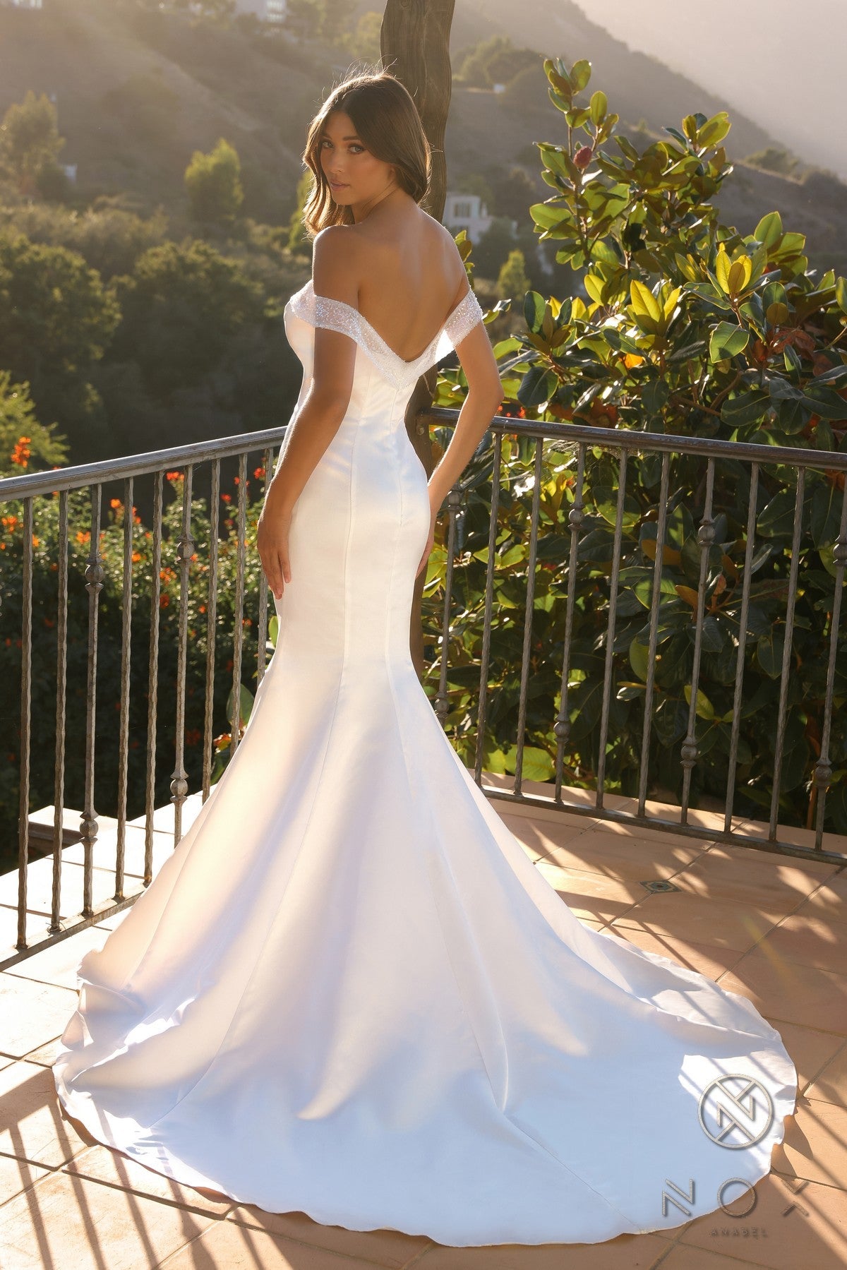 Wedding Dresses Fitted Long Wedding Dress White