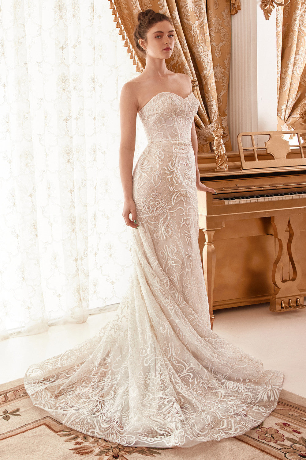 Wedding Dresses Strapless Long Fitted Wedding Gown Off White/Nude