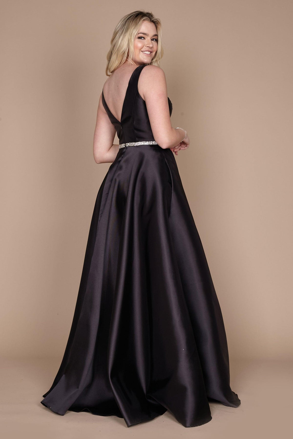 Long Formal Evening Dress – Black