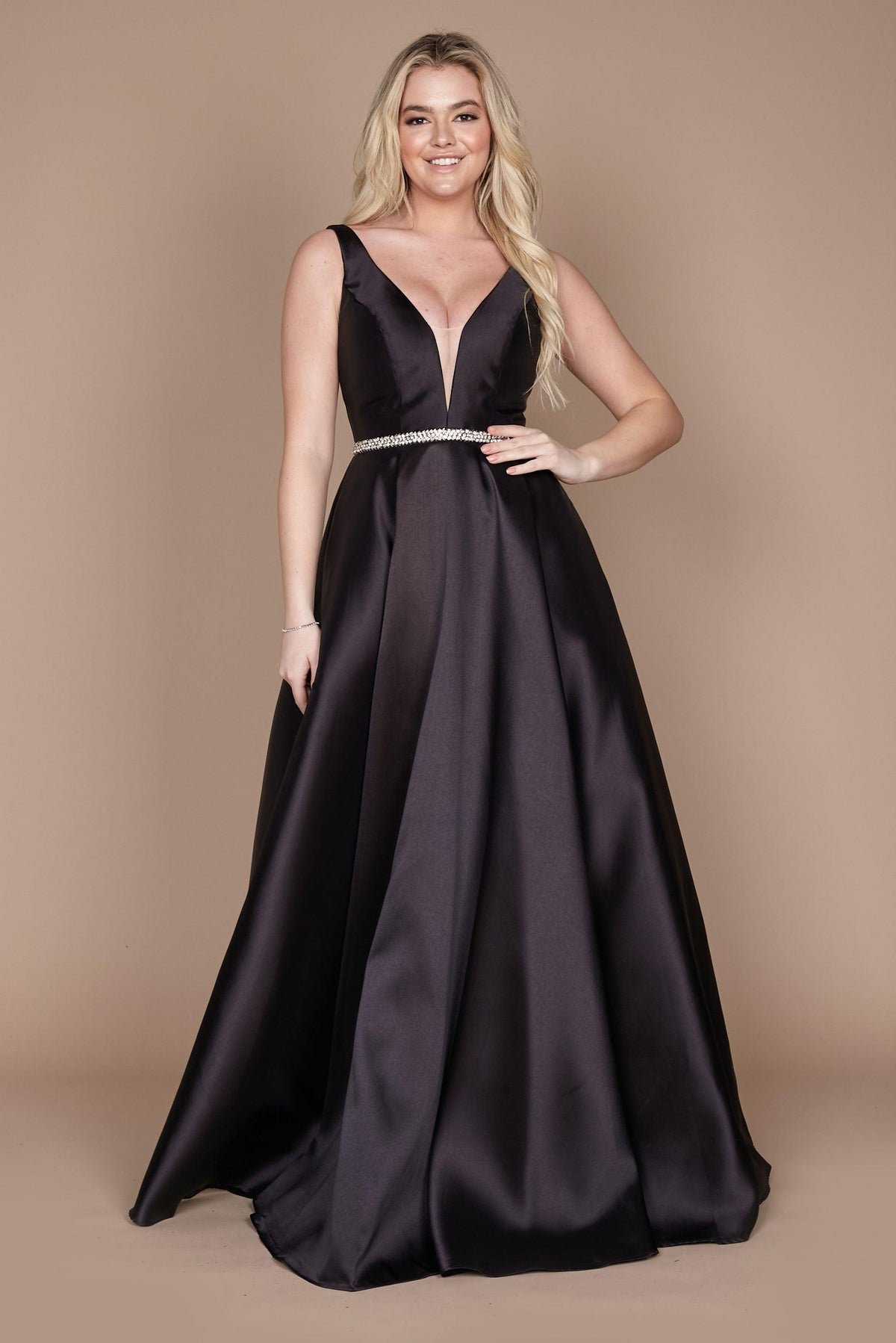 Long Formal Evening Dress – Black
