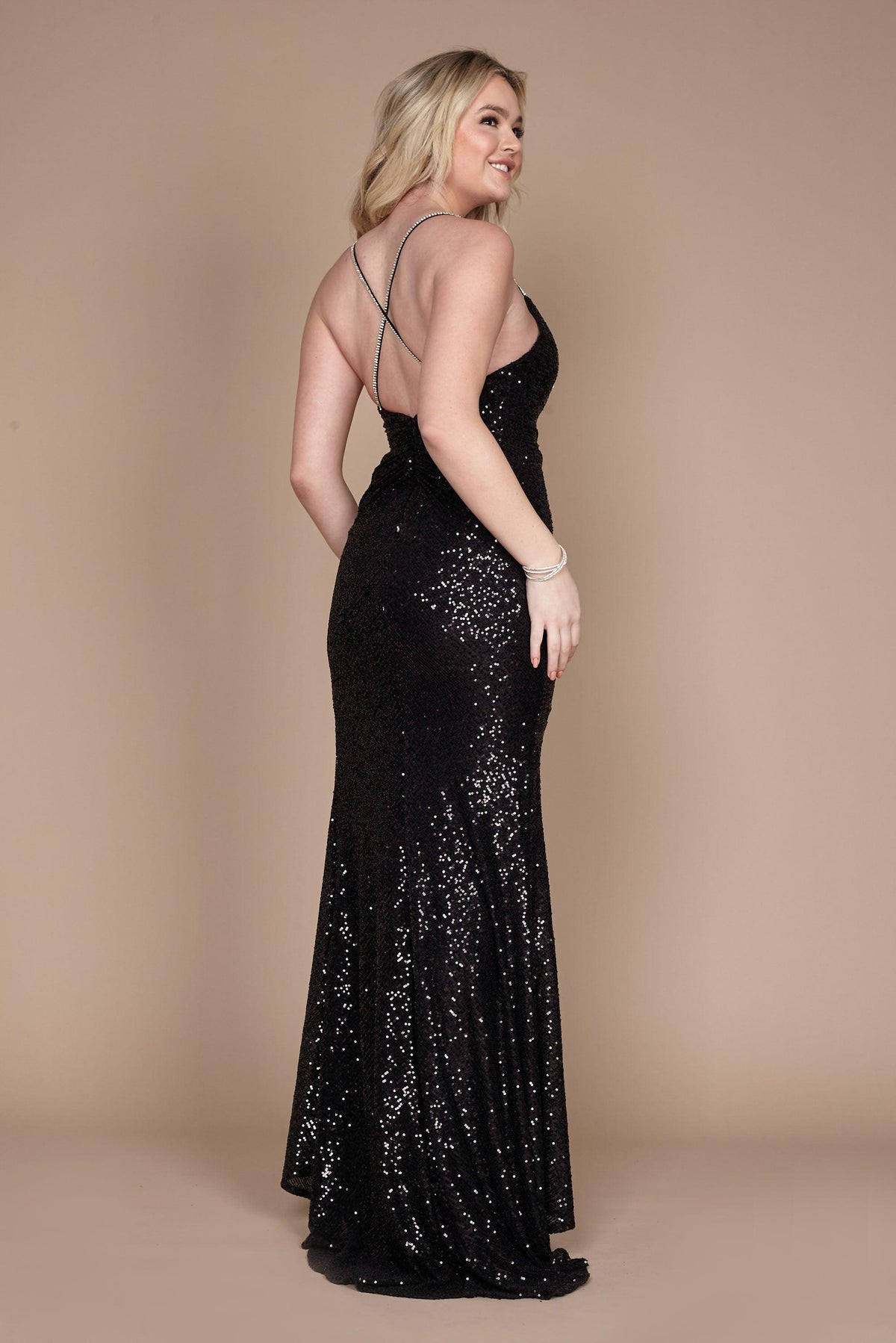 Long Formal Fitted Sequin Prom Dress – Black