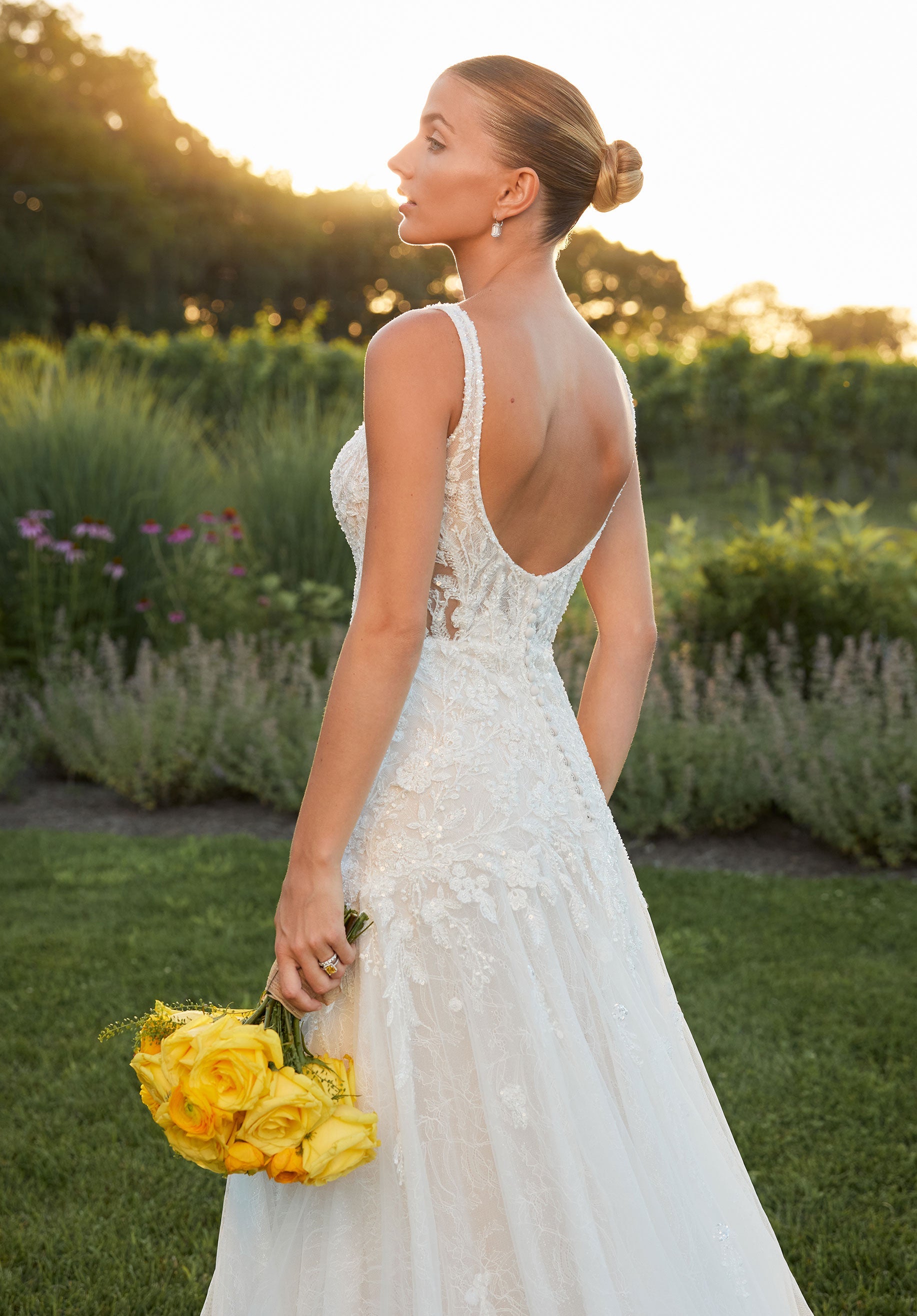 Wedding Dresses  Long A Line Lace Applique Wedding Dress Ivory/Champagne/Honey