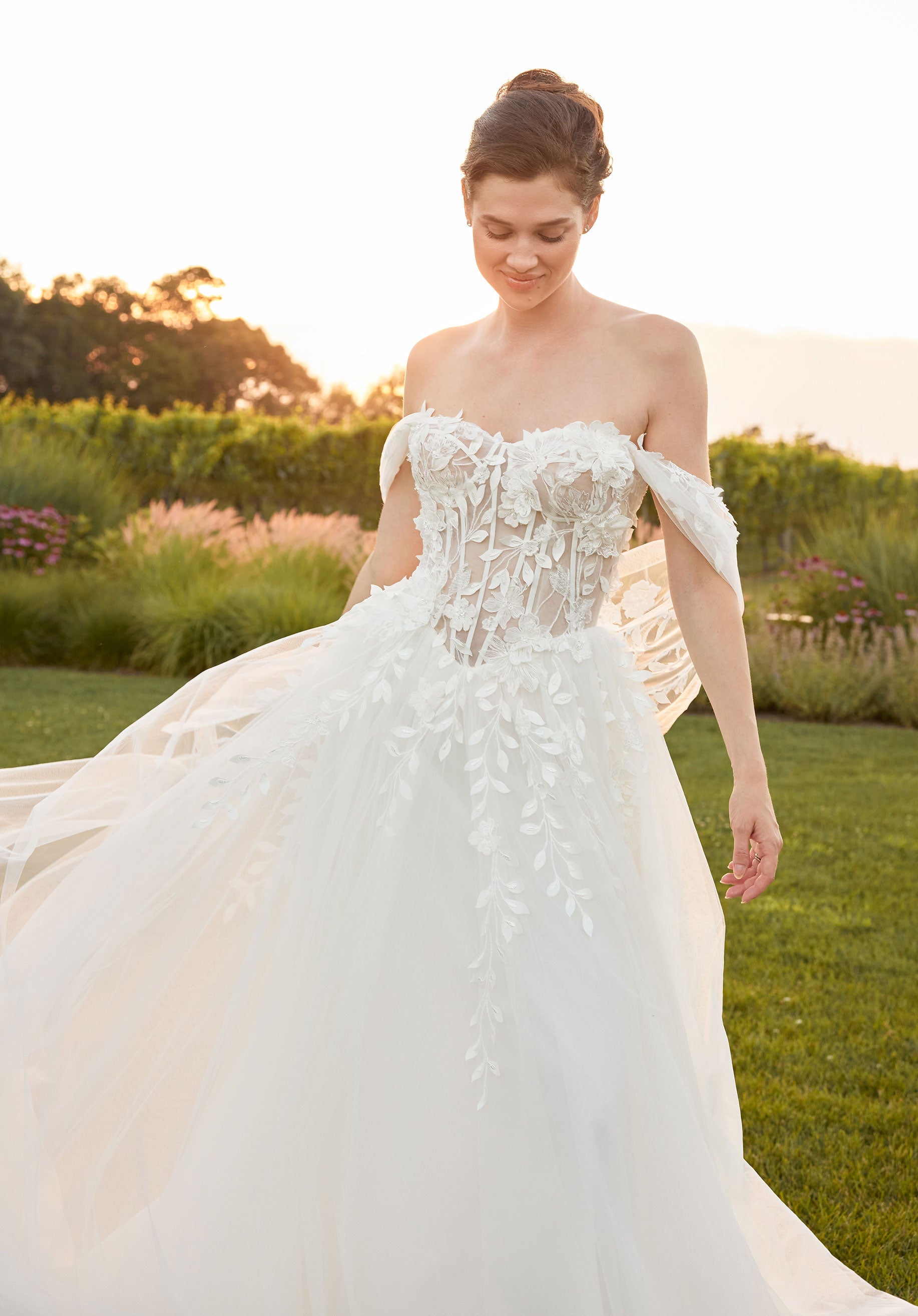 Wedding Dresses Long 3D Floral Lace A Line Wedding Dress Ivory/Ivory