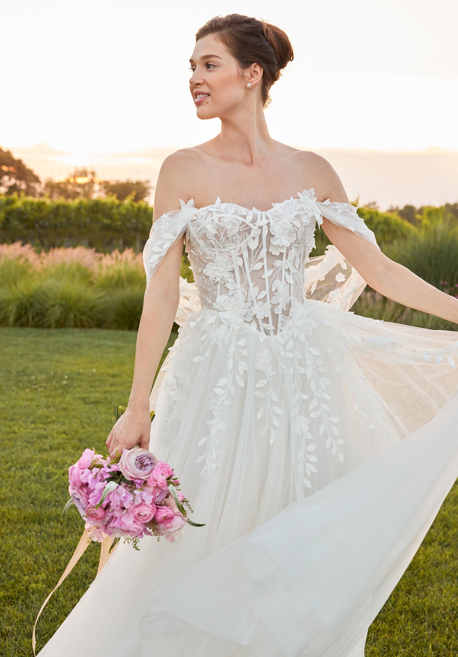 Wedding Dresses Long 3D Floral Lace A Line Wedding Dress Ivory/Ivory
