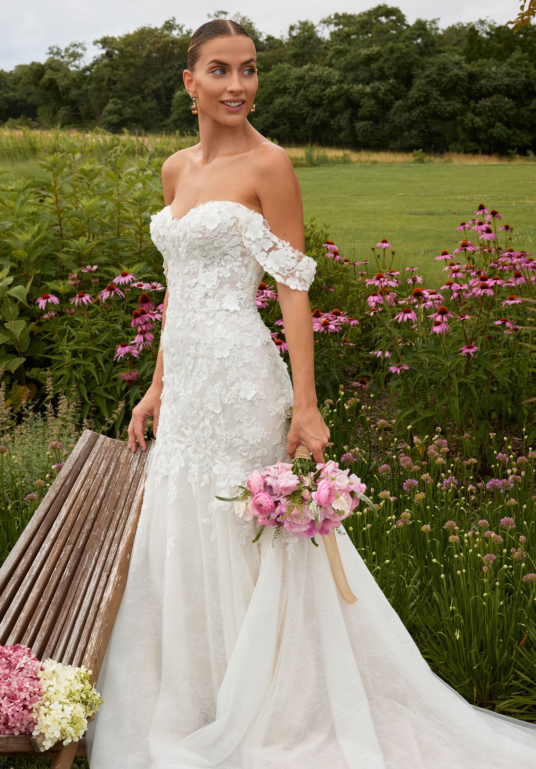 Wedding Dresses Long Beaded Lace Applique Wedding Dress Ivory/Sand/Honey