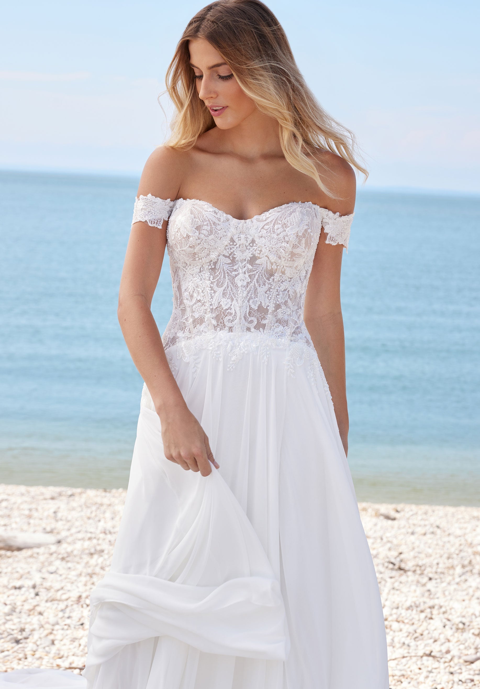 Wedding Dresses Simple Beaded Lace A Line Wedding Dress Ivory/Honey