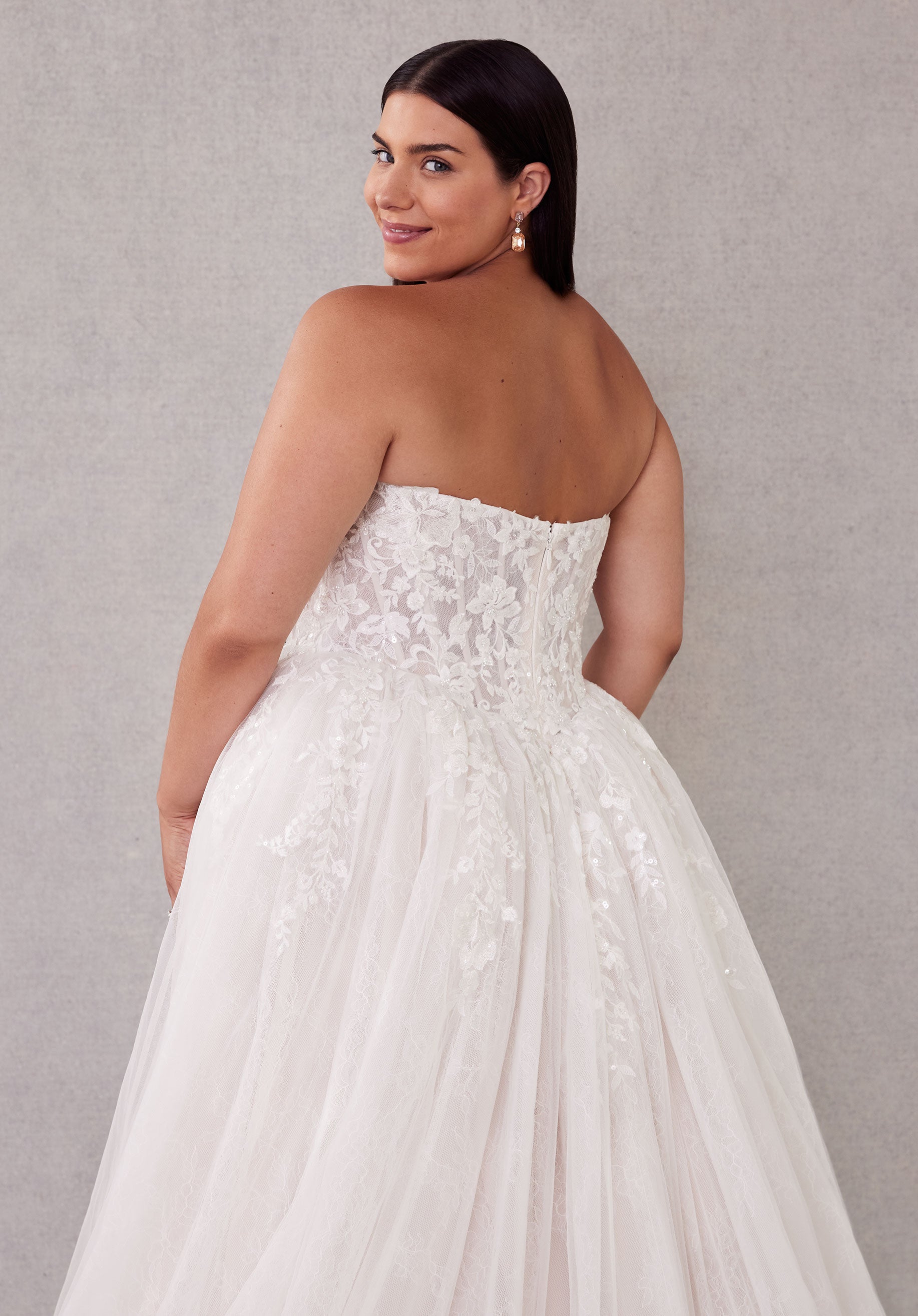 Wedding Dresses Long Ball Gown Plus Size Lace Wedding Dress Ivory/Sand/Honey